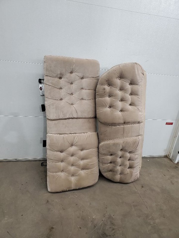 CHRY-NY-R 1983 Seat Rear 292660