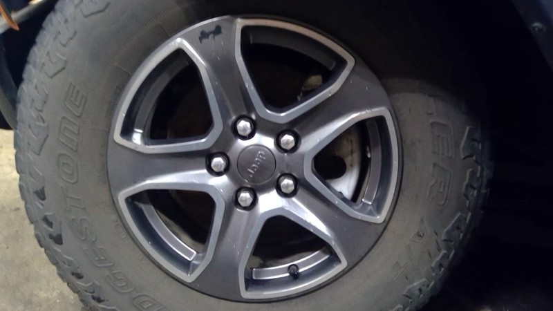 Rim Wheel 17x7-1/2 5 Aluminum Straight Spoke Fits 18-20 WRANGLER 1781289