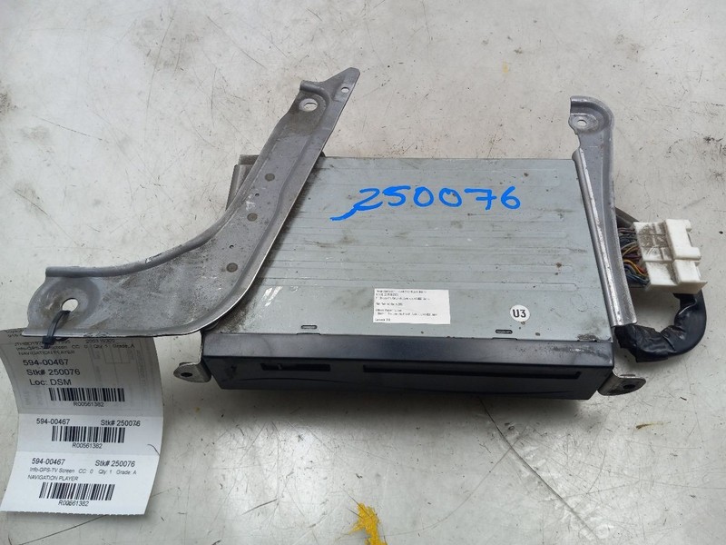 02 03 04 05 LEXUS IS300 NAVIGATION PLAYER