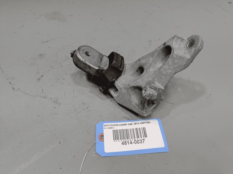 Toyota RAV4 2.5L FWD Engine Motor Rear Rearward Mount Support Bracket OEM 19-25