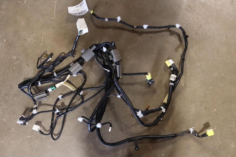 2015 NISSAN 370Z BASE COUPE RIGHT SIDE BODY SUB WIRE WIRING HARNESS OEM
