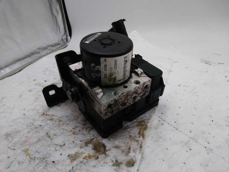 Used ABS Pump and Motor Assembly fits: 2008 Lincoln Mkz Assembly FWD Grade B