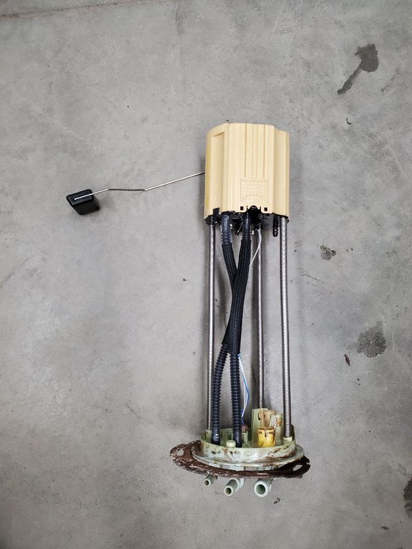 Fuel Pump Assembly Diesel Supply Pump Fits 11-16 SIERRA 2500 PICKUP 278126