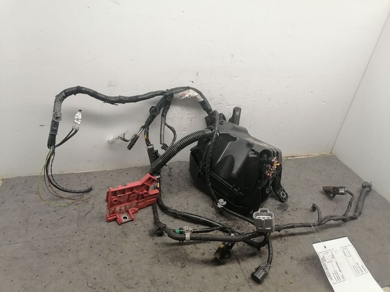 Fuse Junction Box Engine Fits 20-23 MAZDA CX-30 1543336