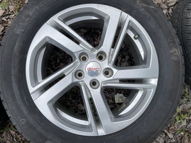 2018-2021 GMC Terrain 18X7 Opt-RSX 5-Spoke Wheel Silver