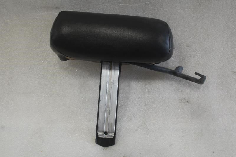 1981 1982 1983 1984 1985 FORD MUSTANG LEFT FRONT SEAT HEADREST BLACK LEATHER