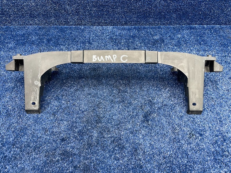 17-20 FIAT 124 SPIDER FRONT BUMPER UPPER SUPPORT BRACKET RETAINER OEM NA4L502R1