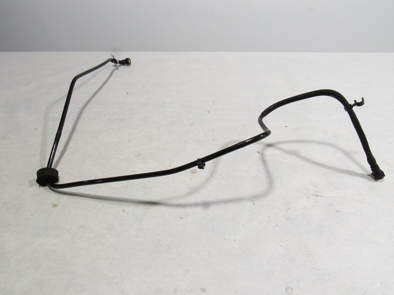 18-21 Aston Martin Vantage 2019 4.0L Fuel Feed Hose Pipe Line :A