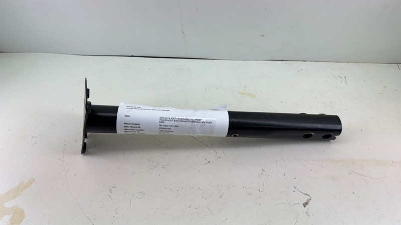 2015-2018 JEEP RENEGADE 2.4L FRONT PASSENGER SIDE RADIATOR BRACKET SUPPORT OEM