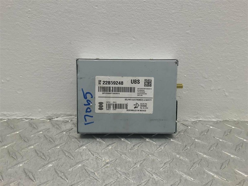 13-16 CHEVROLET TRAVERSE ENCLAVE ACADIA SATTELITE RECIEVER w/TRAFFIC OEM