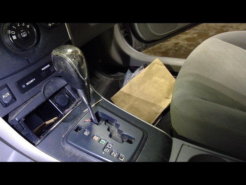 2009 COROLLA Automatic Transmission Shifter 1540015
