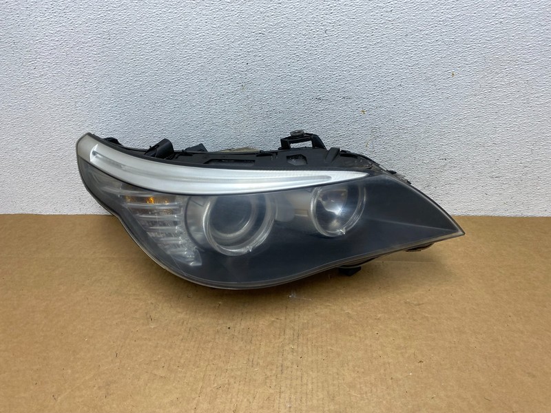 2008 to 2010 Bmw 5 Series 528i Halogen Right Headlight Oem AD4485 DW