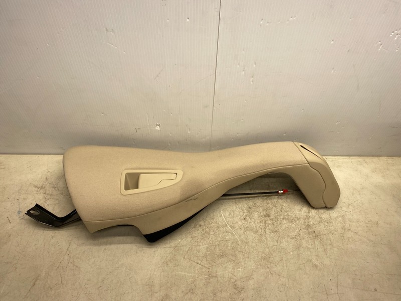 2015-2019 SUBARU OUTBACK RIGHT REAR SEAT SIDE BOLSTER TRIM CUSHION TAN OEM