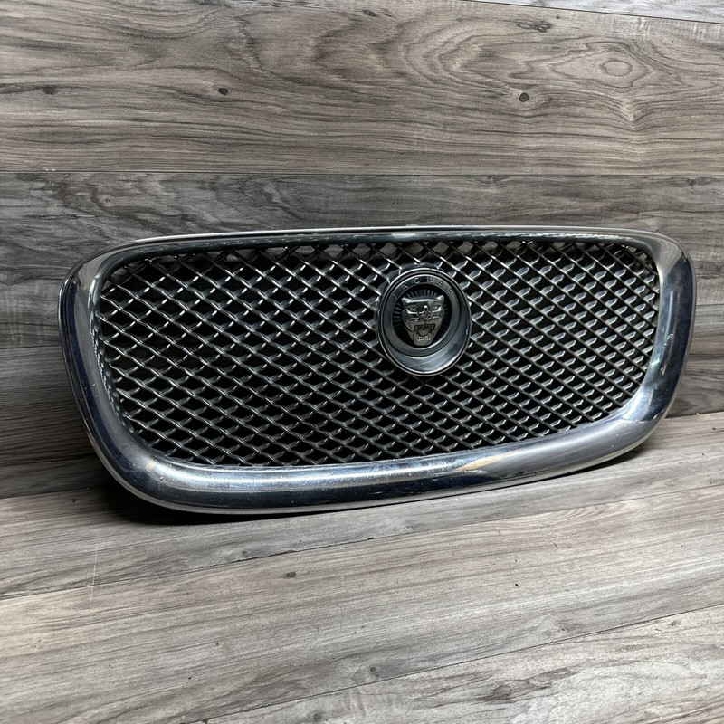 Grille Upper Surround Chrome Mesh 2012-15 XF CX23-8A100-AA SDN