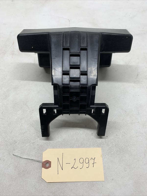 TESLA MODEL Y PLASTIC BRACKET PODIUM ASSY 1507195-00-A OEM2997 B16