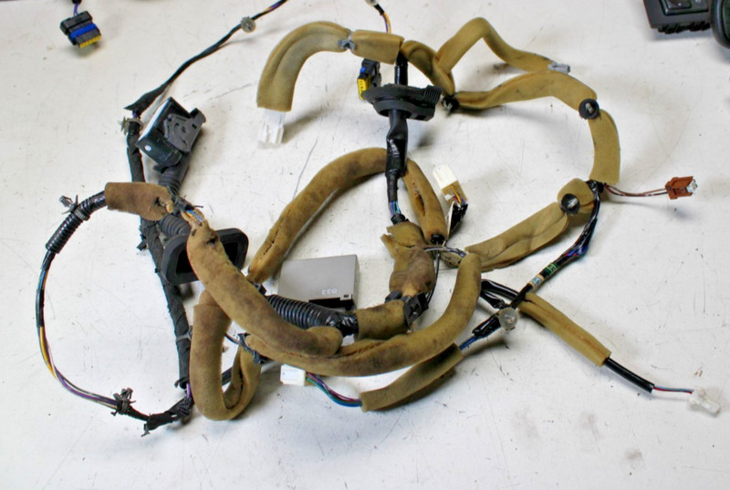 06-08 INFINITI FX35 FX45 FRONT RIGHT PASSENGER SIDE DOOR WIRE WIRING HARNESS OEM