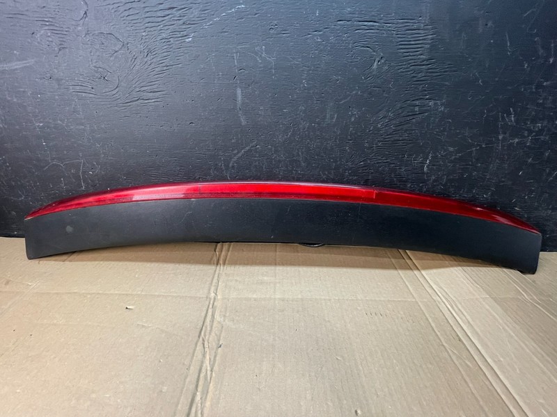 2010-2011 Honda Insight Rear Tailgate Spoiler 3rd Third Brake Light OE AC5335 DG