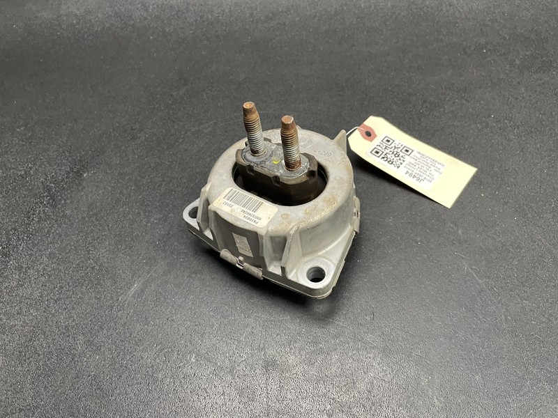 Transmission Mount Bracket 2018 Jeep Grand Cherokee 68032662AE 2011-2020 2021