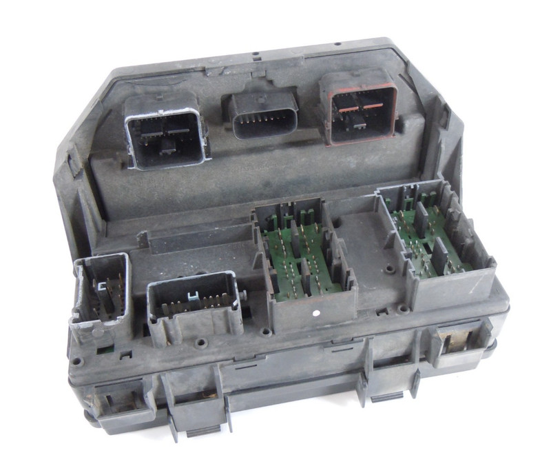 2008 08 Dodge Grand Caravan Integrated Mutifunction Fuse Box Power Control OEM