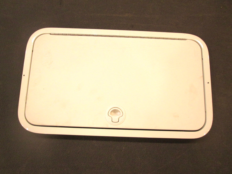 2000 Chaparral Signature 240 Boat Poly Access Hatch 21 5/8" X 11 5/8"