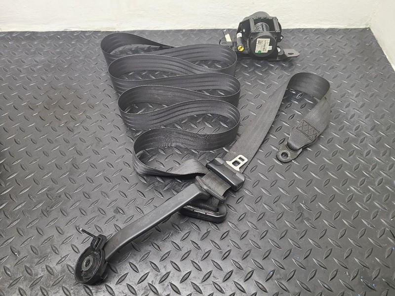 13-16 Hyundai Genesis Left Driver Seat Belt Retractor Black OEM 88810-2M510