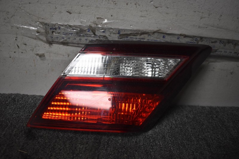 2013-2015 HONDA CIVIC RIGHT SIDE INNER TAIL LIGHT FACTORY OEM