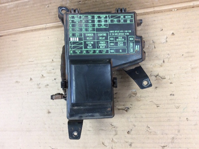 92 93 1992 1993 Accord Coupe LX EX Main Fuse Relay Box Assembly “A8” Used OEM