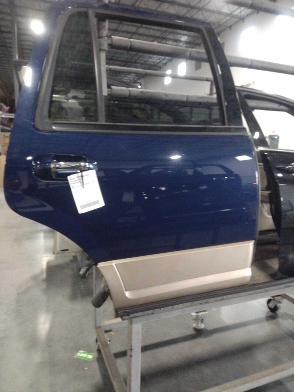2012 Ford Expedition Rear Right Door Blue - Good Condition, 122K Miles