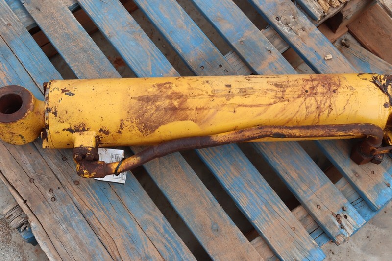 1988 JOHN DEERE JD544-A HYDRAULIC BOOM LIFT CYLINDER T42722 OEM