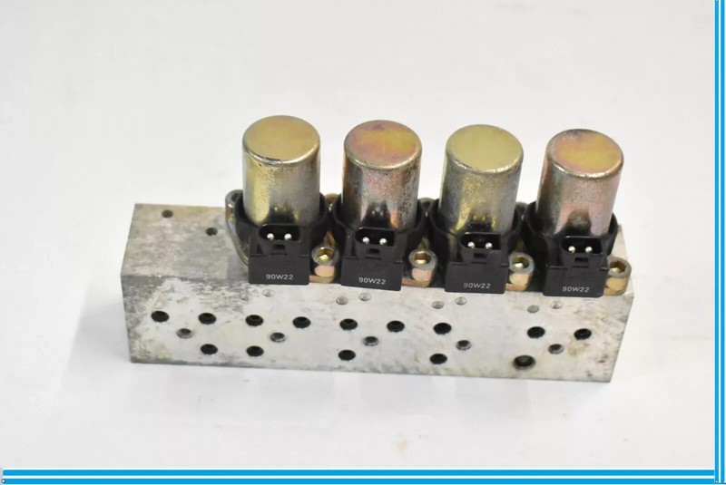 90-02 Mercedes R129 300SL SL500 Right Top Hydraulic Valve Block Solenoid OEM