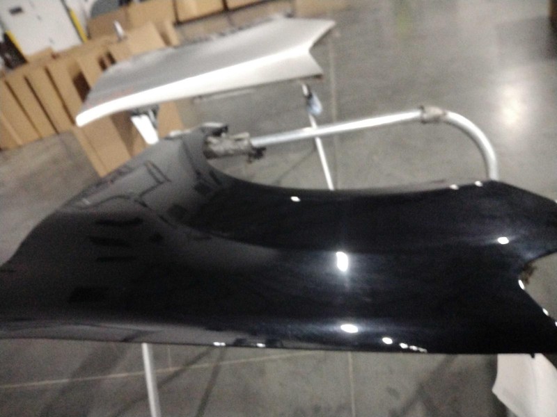 2011 Mercedes ML-Class Left Fender Black 603168 Used 1 Ding 101K Miles