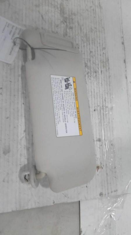 Used Right Sun Visor fits: 2021 Toyota Corolla w/o illuminated Right Grade B