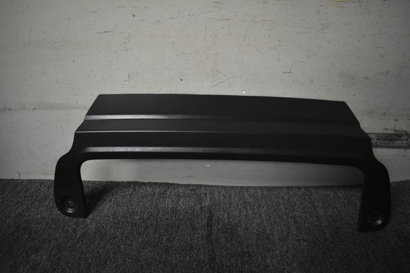 2013-2016 LAND ROVER VOGUE REAR LOWER VALANCE BUMPER MOLDING FACTORY OEM