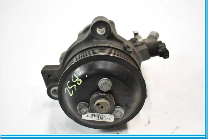 11-19 BMW F10 550i 650i 750i Hydraulic Power Steering Pump LH2115361 OEM