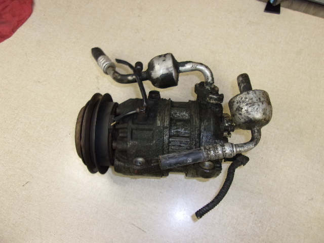 Denso A/C Compressor 147200-3660 5264542, used *FREE SHIPPING*