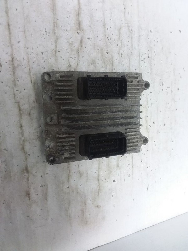 Transmission Control Module TCM Under Dash Fits 03-05 VUE 24222126