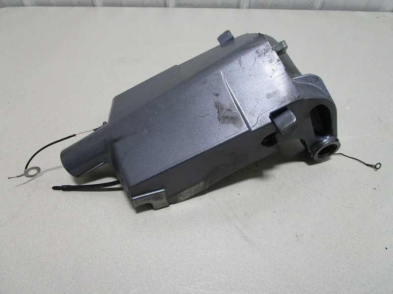 6D8-43311-00-8D Yamaha Outboard 90 HP 4 STK Swivel Bracket Assembly 2007
