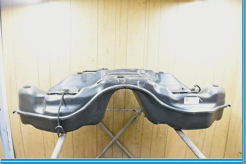 13-17 Maserati Ghibli Quattroporte Fuel Gas Tank Reservoir Assembly OEM