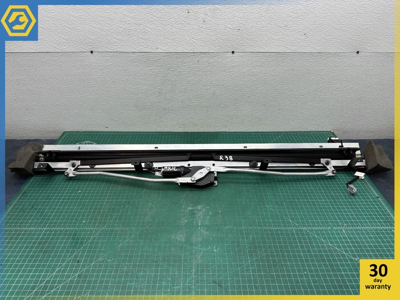 10-19 JAGUAR XJ XJR REAR BACK WINDOW GLASS SUNSHADE ROLLER BLIND OEM