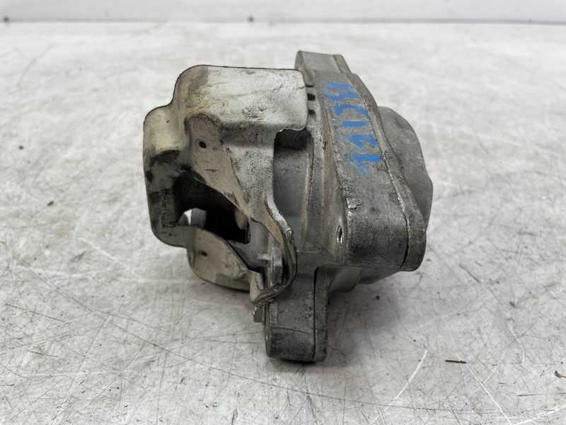 ✅ 15-18 OEM Porsche Macan GTS 95B 3.0L Front Left Engine Motor Mount Support