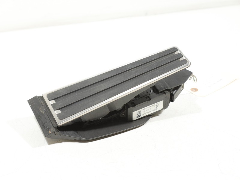 2010-2016 Porsche Panamera 970 Accelerator Pedal Assembly 97042302101 OEM 94K