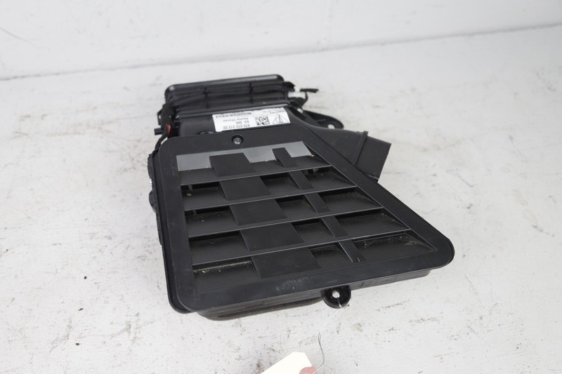Porsche Panamera Right HVAC Actuator OEM Genuine 970-572-212 2010-2016
