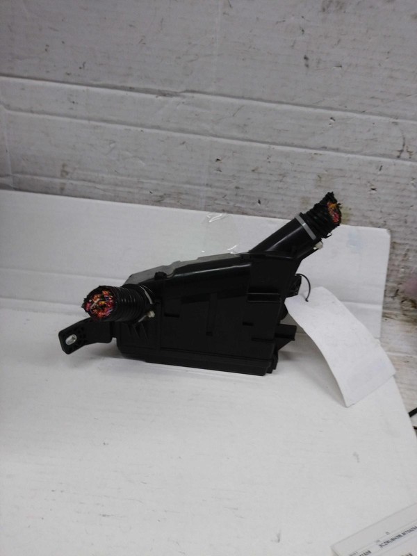 2020 Honda HR-V OEM Fuse Box 32100T7SA60 Black 39K Miles - Fits 20-22 Models
