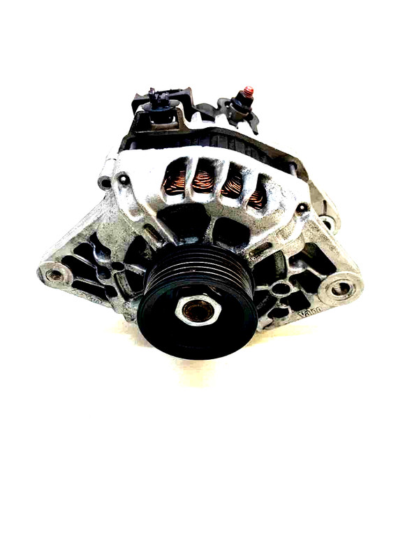 2015 Accent 1.6L sdn Alternator 373002b510