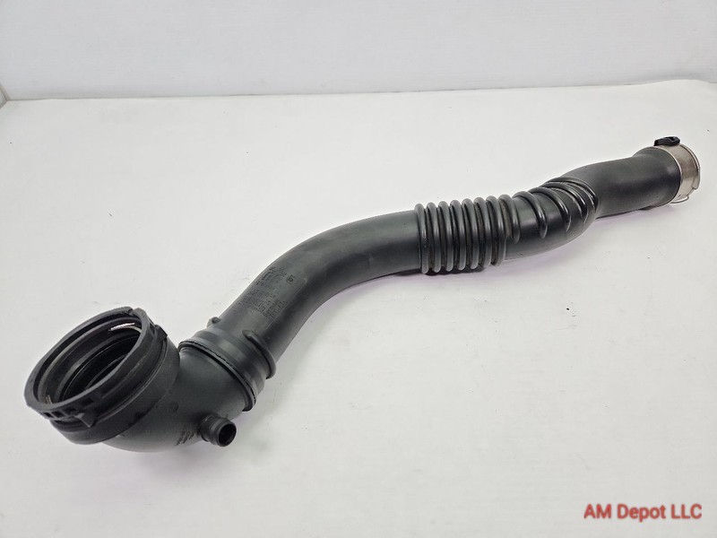 2015 BMW 328i 320i N20 N26 F30 F31 AT Auto Trans Charge Pipe Induction Air Duct