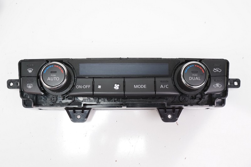 NISSAN MAXIMA Heater Climate Control A/C OEM 2016 - 2023