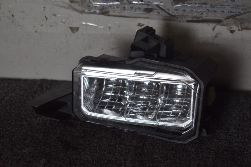 2019-2021 SUBARU FORESTER RIGHT FOGLIGHT FACTORY OEM