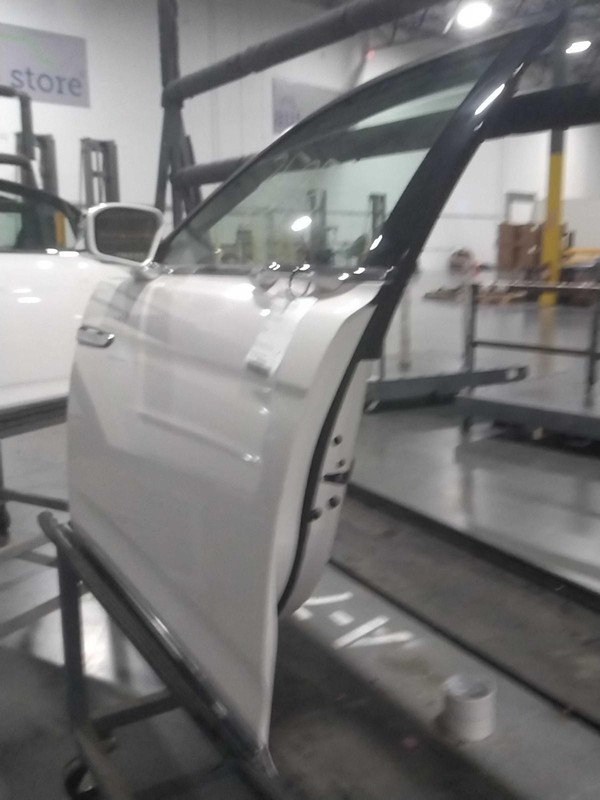 2017 Lincoln Continental Left Door White 4DR Sedan 621758 Used 60K Miles