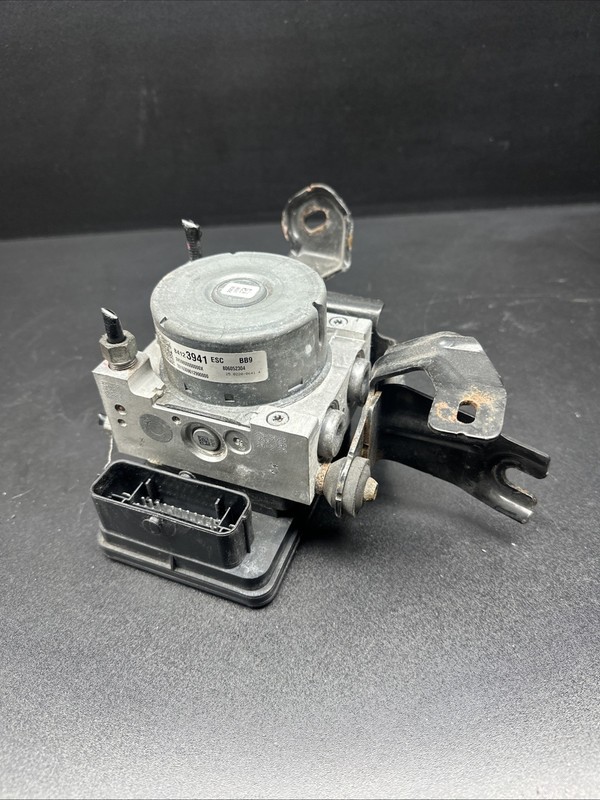 2017 CADILLAC XTS ABS UNIT ANTI LOCK BRAKE PUMP MODULE 84123941 OEM 23295886