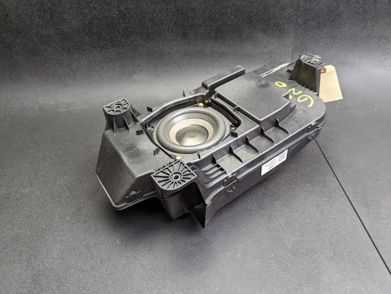 Subwoofer Speaker 2019 GMC YUKON XL 22818981 2017 2018 2020